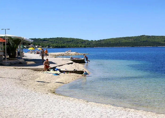 Appartement With Parking Space - 25406 *